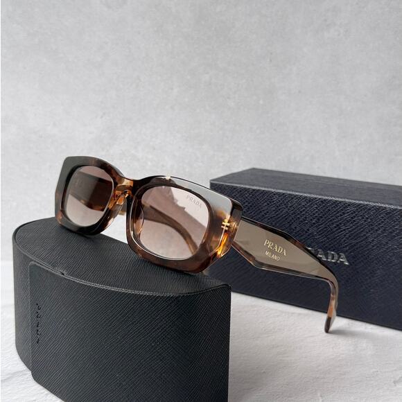 Prada Accessories - NEW Prada PR B05S Sunglasses in Black White